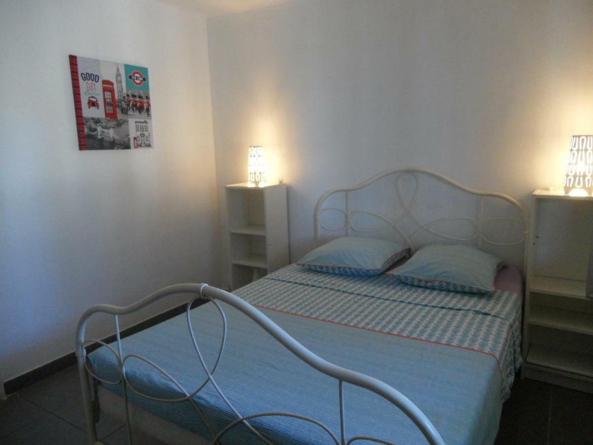 Apartament Mas Vincent La Fare-les-Oliviers Zewnętrze zdjęcie