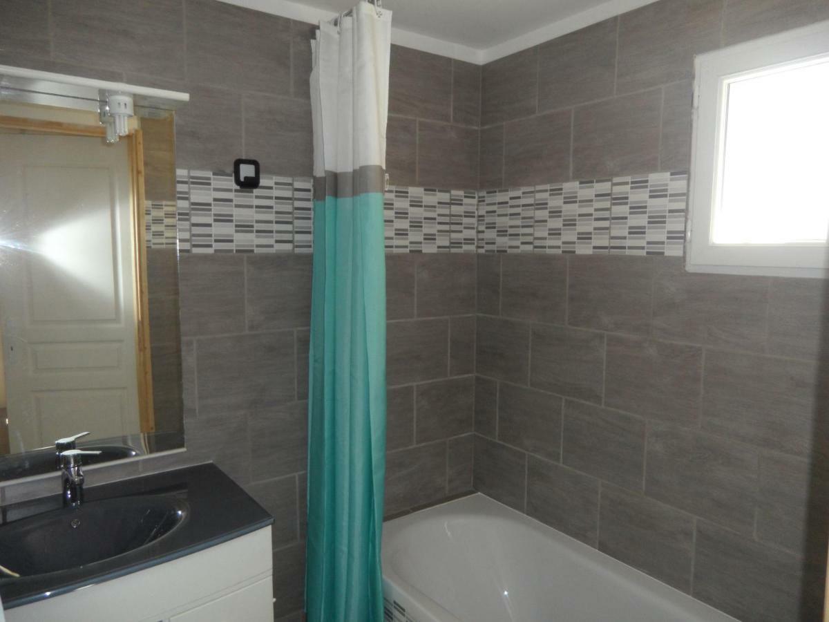 Apartament Mas Vincent La Fare-les-Oliviers Zewnętrze zdjęcie